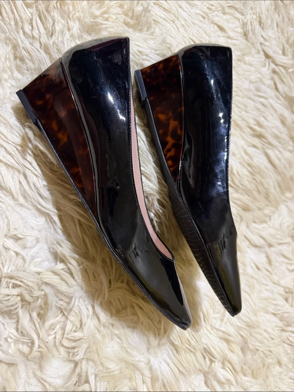 Stuart Weitzman Patent Pointed-Toe Wedge Flats in Black and Tortoiseshell 8 - Picture 2 of 8